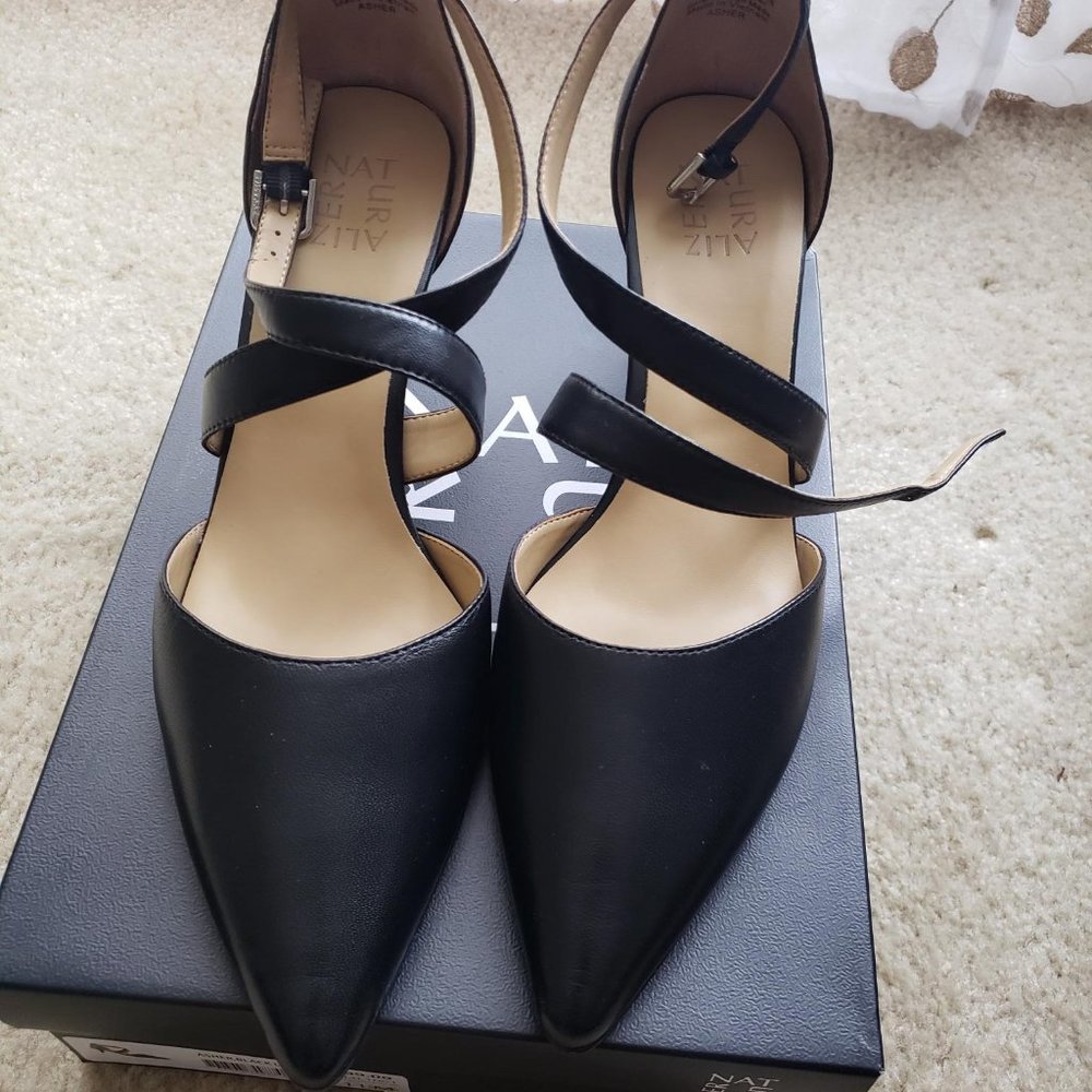 Naturalizer Asher, Black  Leather Pump